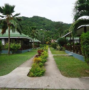 Chez Michelin Pension Residence Guest House Isola di Isola di La Digue Exterior photo