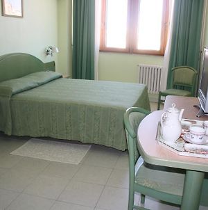 Hotel Grillo Nuoro  Room photo