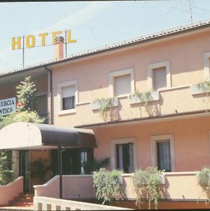 Hotel Quercia Antica San Marino Exterior photo