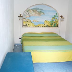 Aprea Apartments Ponza Room photo