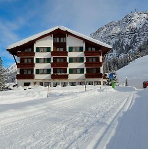 Hotel Omesberg Lech am Arlberg Exterior photo