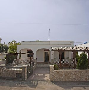 Villa al mare Gallipoli Marina di Mancaversa Exterior photo