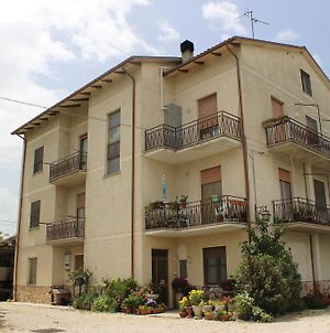 L'Ortolano Apartments Spoleto Exterior photo