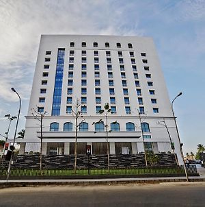 Hablis Chennai Hotel Exterior photo