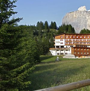 Hotel Meisules Selva di Val Gardena Exterior photo