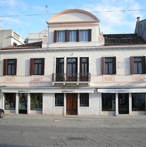 Casa di Carlo Goldoni - Dimora Storica Bed and Breakfast Chioggia Exterior photo
