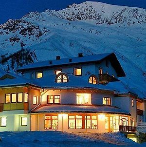 Hotel Alpenjuwel Melago Exterior photo