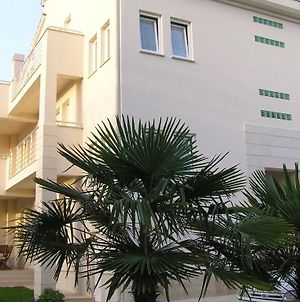 Apartments Oaza Regi Medolino Exterior photo