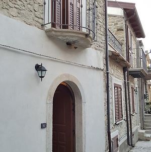 Borgo Franza Case Vacanze Appartamento Basicò Exterior photo