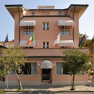 Florentia Hotel Lido di Camaiore Exterior photo