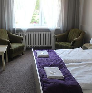 Hotel Pod Debem Zielona Góra Exterior photo