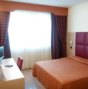 Hotel Panorama Cambiano Room photo