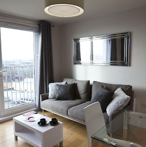 Watford Centre - Luxury Penthouse Appartamento Exterior photo