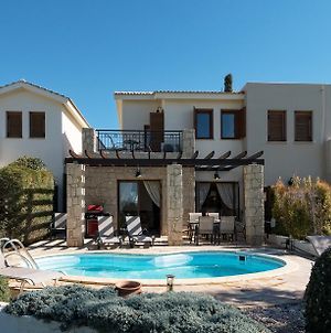 2 Bedroom Villa Kornos With Private Pool And Golf Views, Aphrodite Hills Resort Kouklia Exterior photo