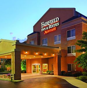 Fairfield Inn & Suites Akron South Exterior photo