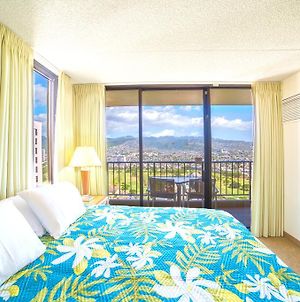 36Th Floor With Beautiful Mountain Views | 1 Block To Beach | Free Parking & Wifi Appartamento Honolulu Exterior photo