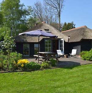 Quaint Farmhouse In Giethoorn With Private Garden Villa Exterior photo