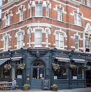 The Kings Arms Bed and Breakfast Londra Exterior photo