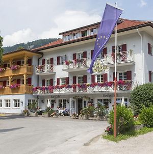 Hotel Gasthof Weiherbad Villabassa Exterior photo