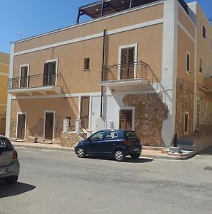 Le Pietre Di Lampedusa Appartamento Exterior photo