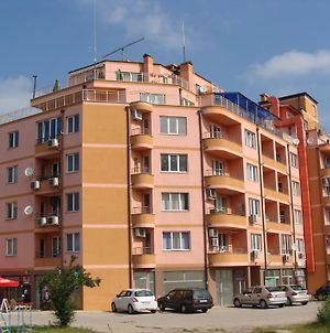 Apartments Georgos Sofia Exterior photo