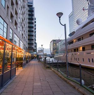 Canary Wharf - Corporate Riverside Apartments Londra Exterior photo