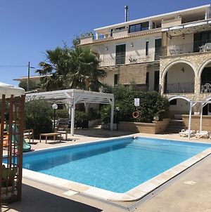 Villa Ceni appartamenti con 2 camere più servizi in villa con piscina Marinella di Selinunte Exterior photo