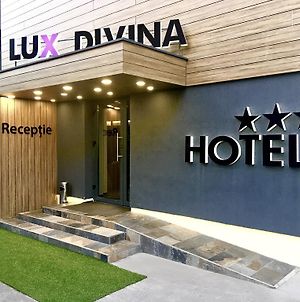 Hotel Lux Divina Braşov Exterior photo