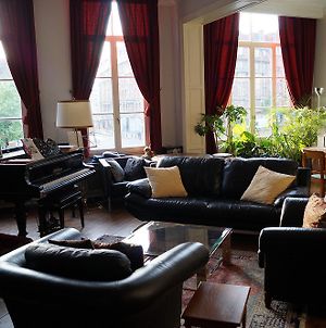 The Captaincy Guesthouse Bruxelles Exterior photo