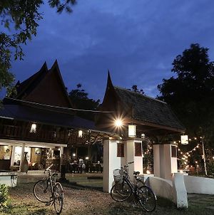 Siam Villa Sukhothai Exterior photo