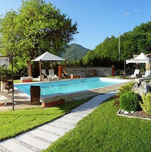 Idyllic Cottage In Cagli With Fenced Garden Acqualagna Exterior photo
