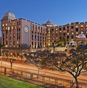 Sheraton Pretoria Hotel Exterior photo