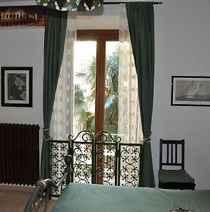 Lhg Comfy Rooms Roma Exterior photo