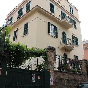Casa per Ferie Beato Rosaz Roma Exterior photo