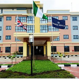 Protea Hotel By Marriott Ikeja Select Lagos Exterior photo