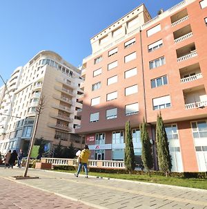 Hotel Oresti Center Tirana Exterior photo
