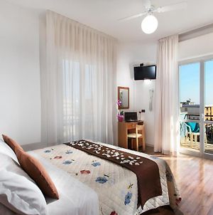 Hotel Du Lac Rimini Room photo