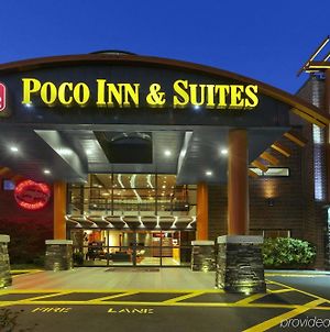 Poco Inn And Suites Hotel And Conference Center Port Coquitlam Exterior photo
