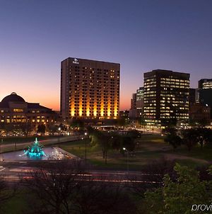 Hilton Adelaide Hotel Exterior photo