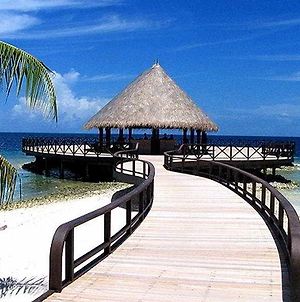 Bandos Island Resort & Spa Atollo di Malé Nord Exterior photo
