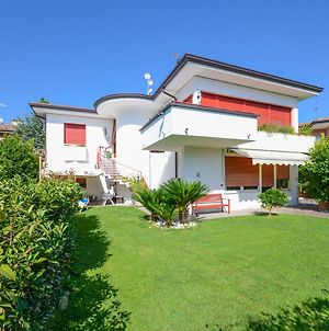 villa giulia Toscolano-Maderno Exterior photo
