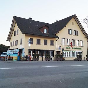 Gasthof Kastanienbaum Hotel Hunzenschwil Exterior photo