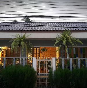 Ban Ing Yom Bed&Breakfast Sukhothai Exterior photo