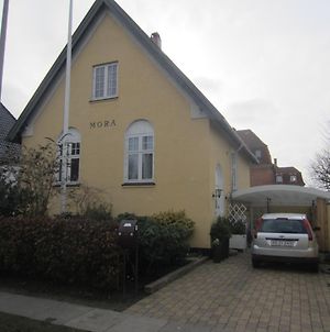 Bed And Breakfast Hos Hanne Bach Copenaghen Exterior photo