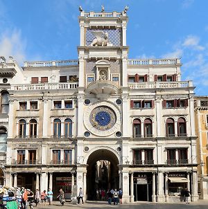 San Marco Luxury - Canaletto Suites Venezia Exterior photo