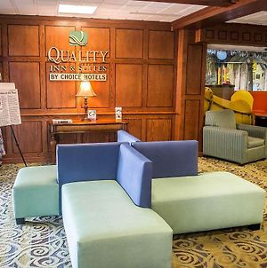 Quality Inn & Suites Rainwater Park Sandusky Interior photo