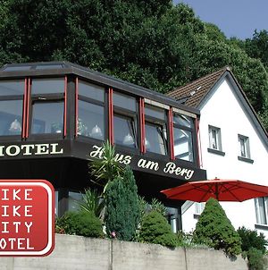 Hotel Haus Am Berg Treviri Exterior photo