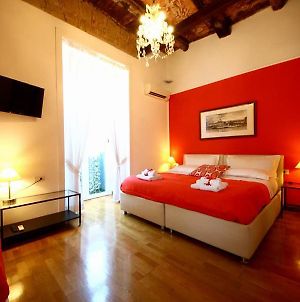 Talismano Luxury Rooms & Apartments Napoli Exterior photo