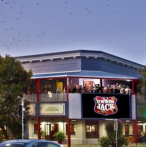 The Jack Backpackers Ostello Cairns Exterior photo