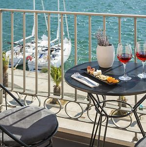 Argostoli Marina Suites Exterior photo